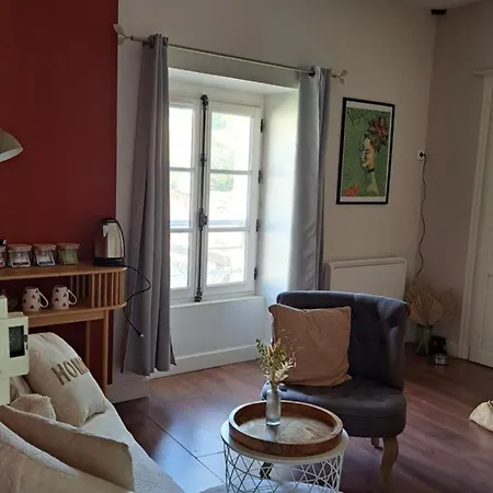 Habitación en casa particular Jolie En Coeur De Thouars